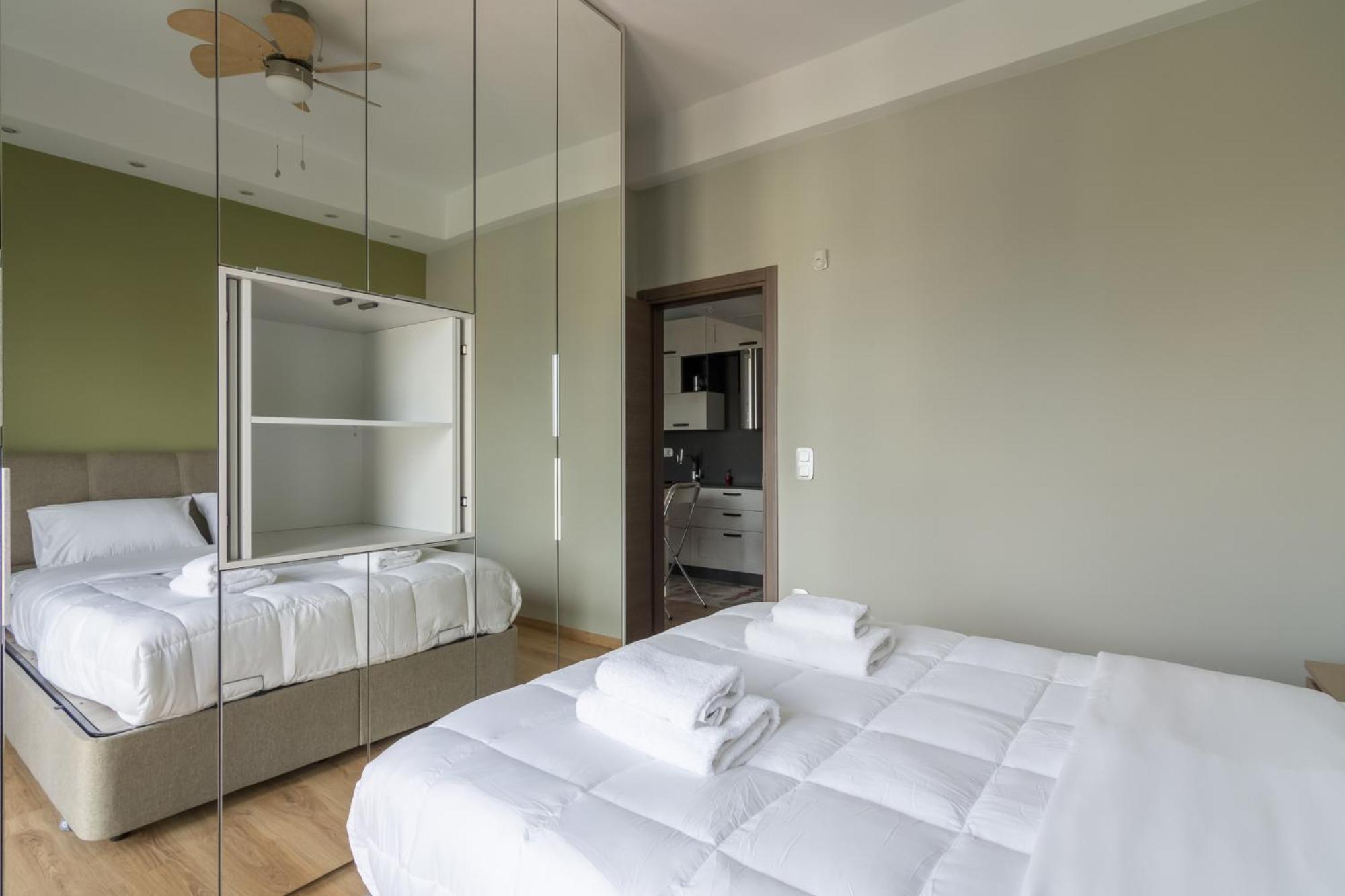 Stratum Apartment By Lobbysquare Aten Exteriör bild